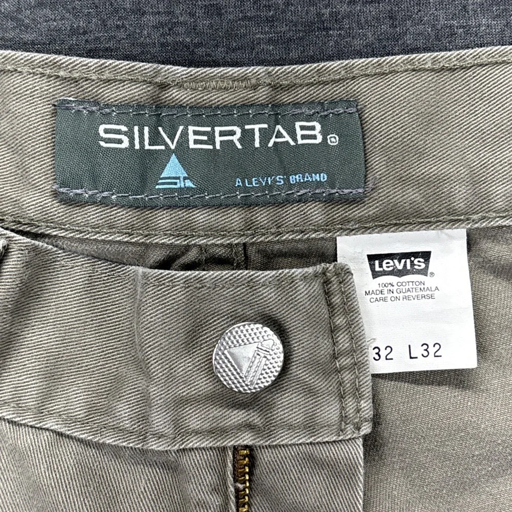 Vintage‎ Y2K Levi's Silver Tab Cargo Pants Mens FIT-32x31  TAG-32x32 Khaki Work